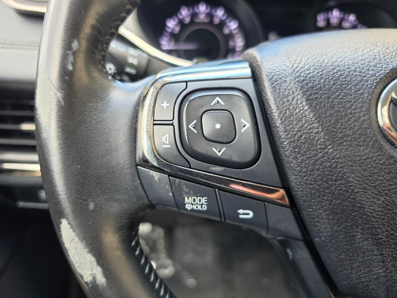 Toyota Avalon 4dr Sdn XLE Premium (Natl) 2016