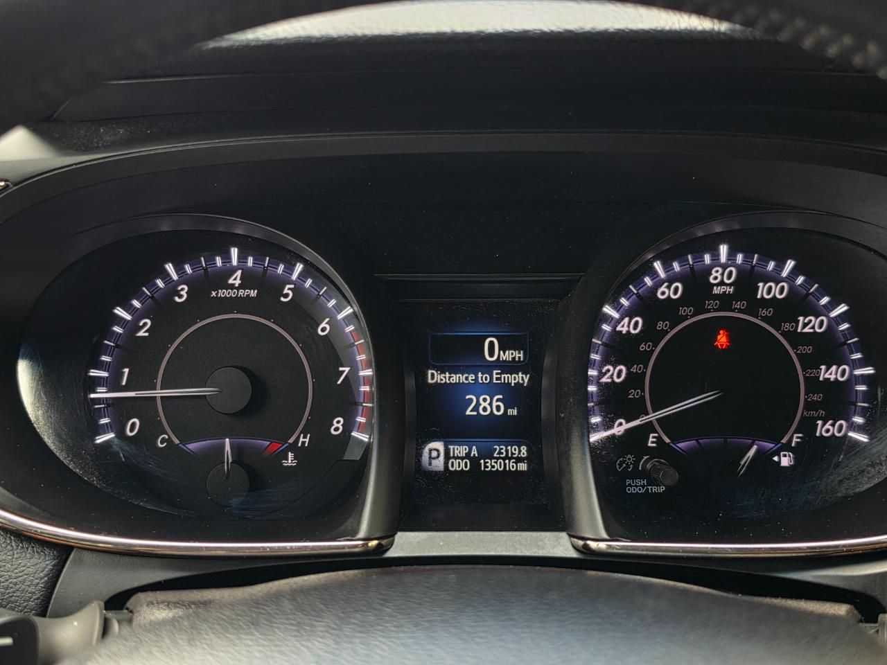 Toyota Avalon 4dr Sdn XLE Premium (Natl) 2016