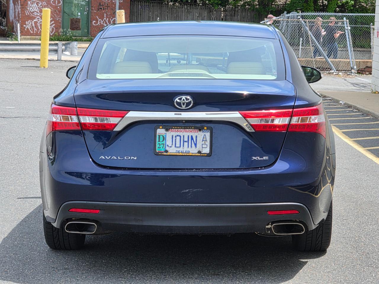 Toyota Avalon 4dr Sdn XLE Premium (Natl) 2013
