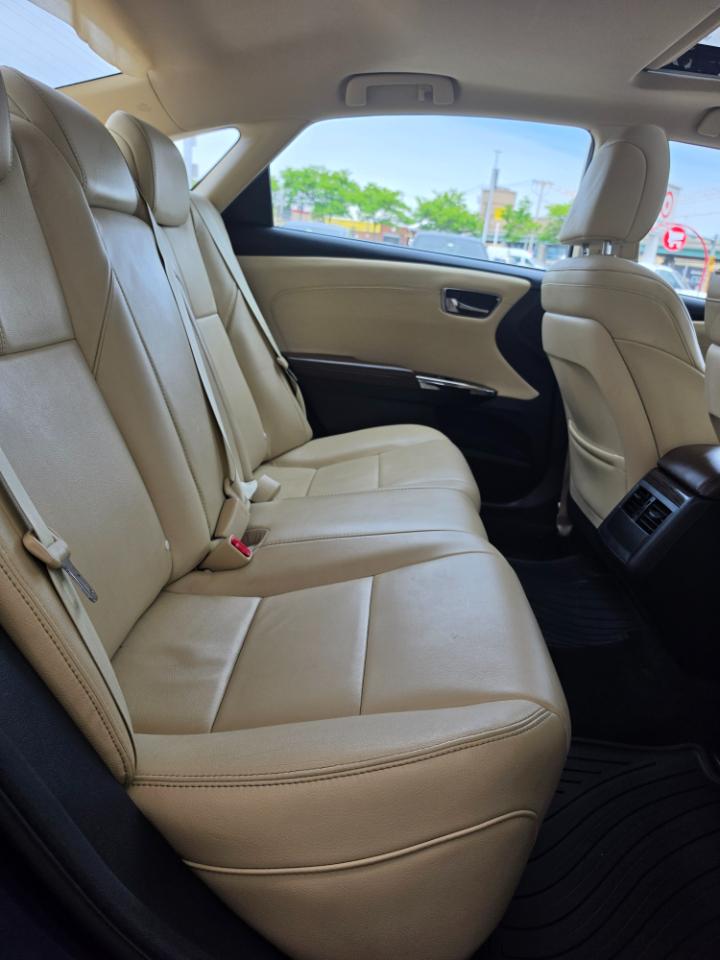 Toyota Avalon 4dr Sdn XLE Premium (Natl) 2013