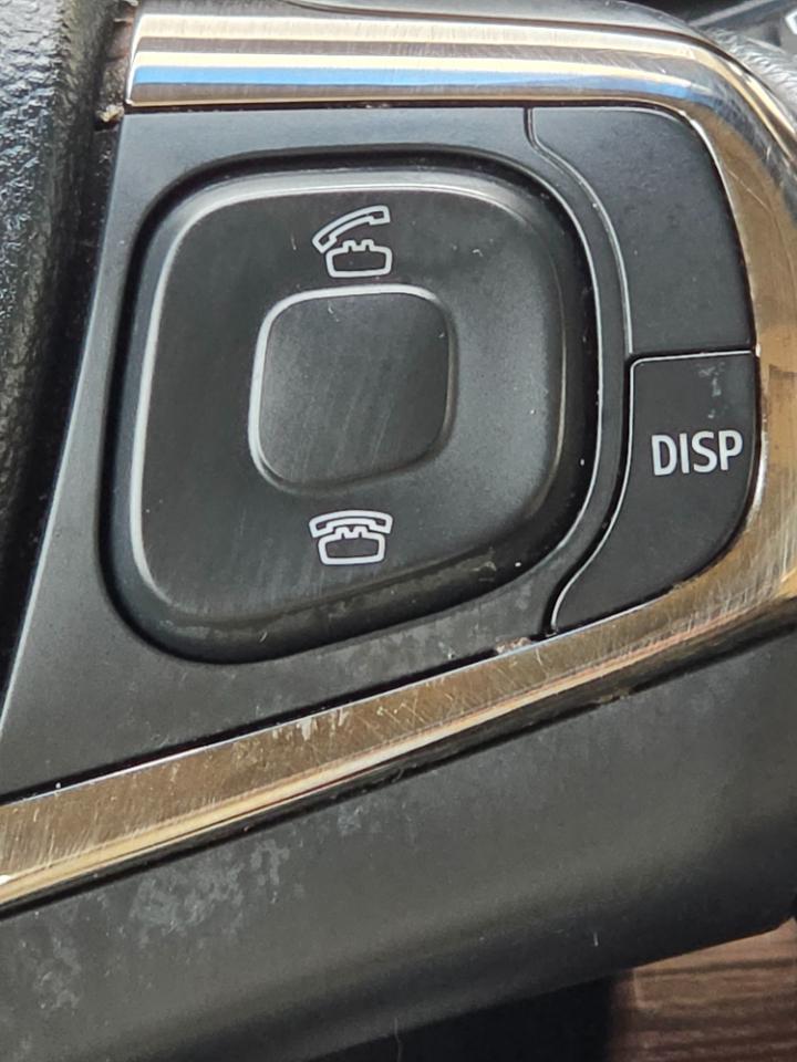 Toyota Avalon 4dr Sdn XLE Premium (Natl) 2013