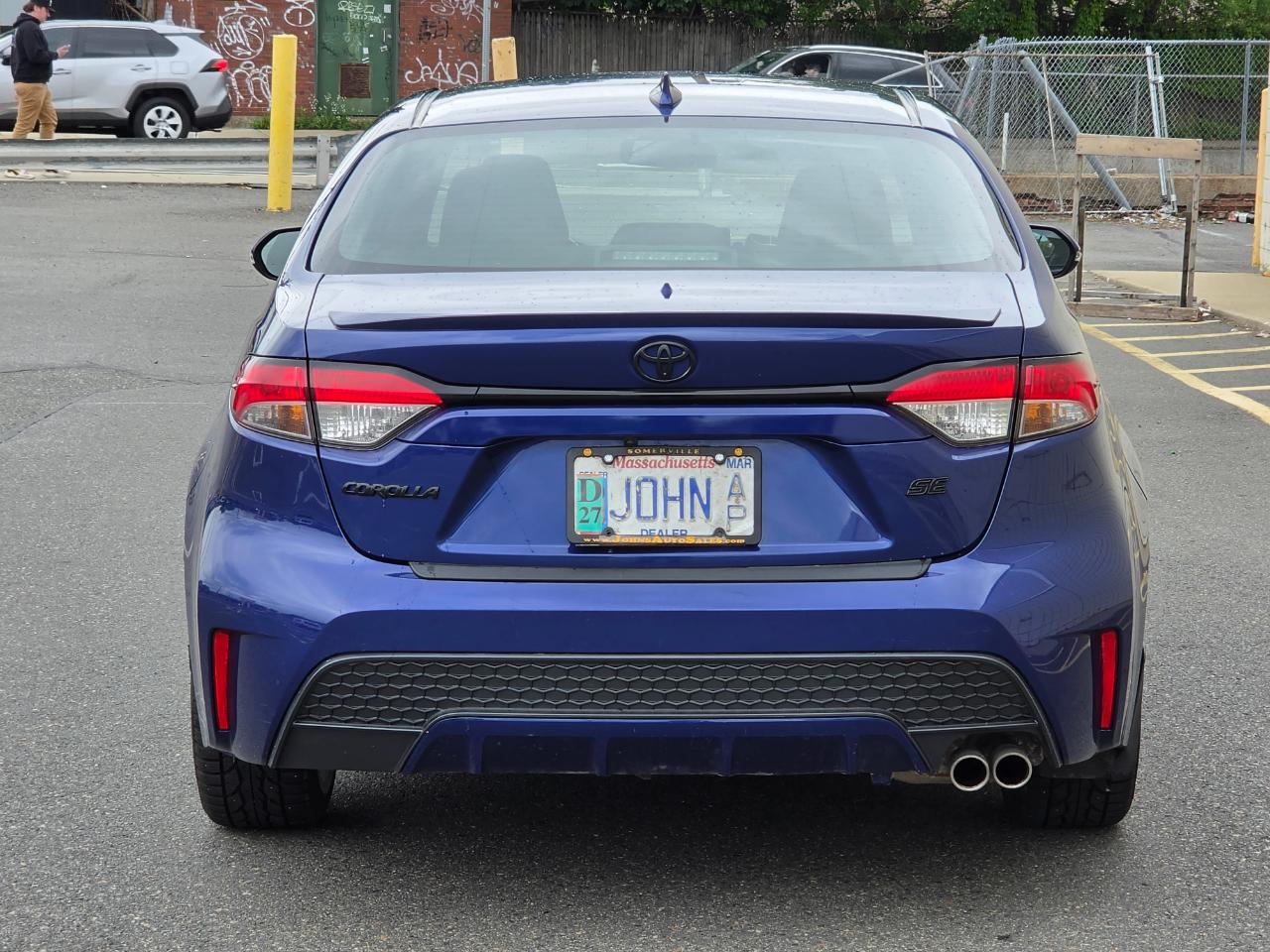 Toyota Corolla SE Nightshade CVT (Natl) 2022