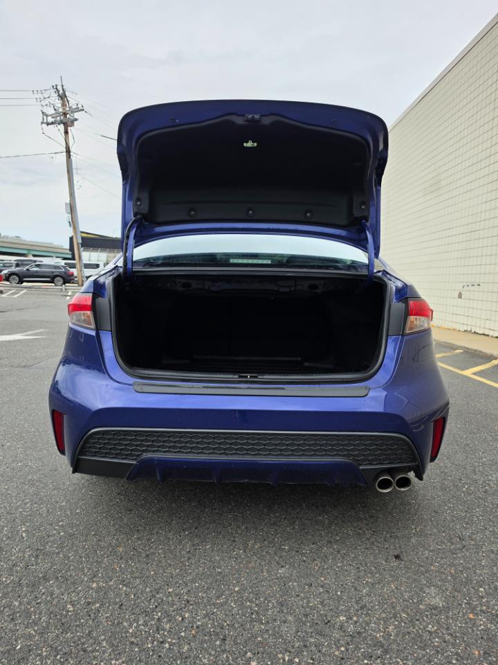 Toyota Corolla SE Nightshade CVT (Natl) 2022