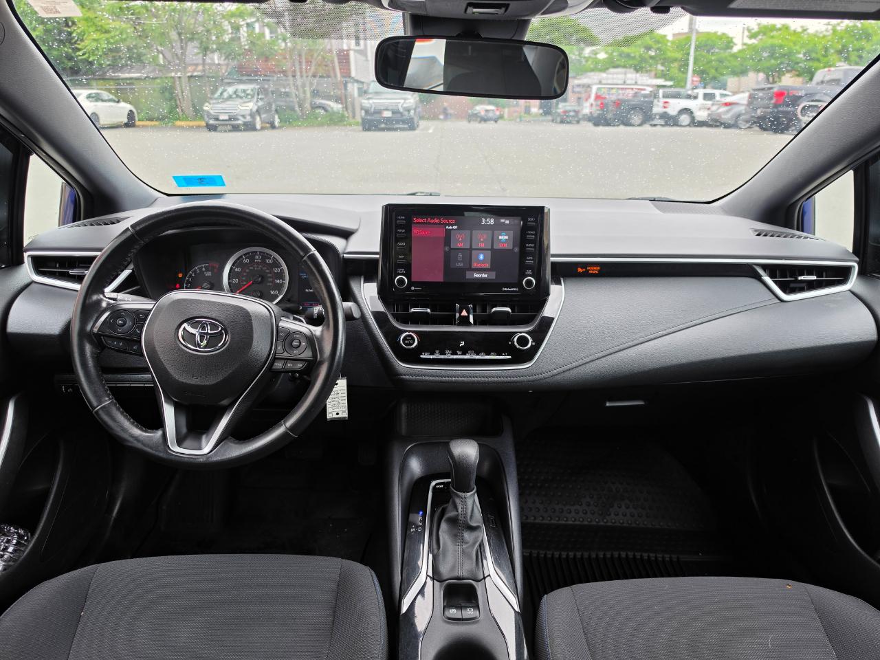 Toyota Corolla SE Nightshade CVT (Natl) 2022