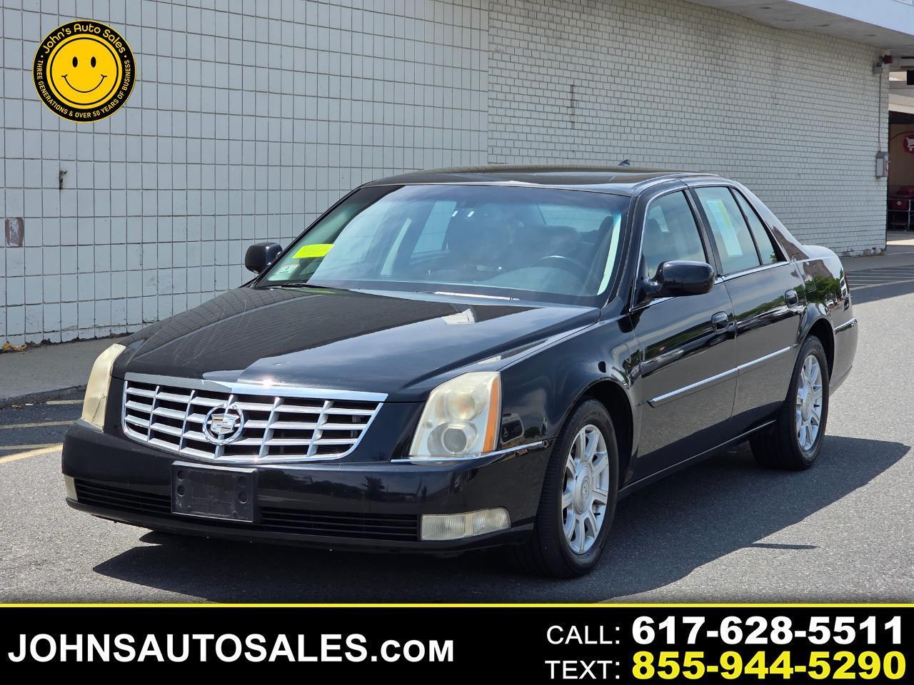 Cadillac DTS 4dr Sdn Base 2011