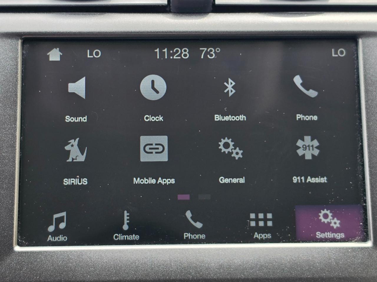 Ford Fusion Hybrid SE FWD 2017