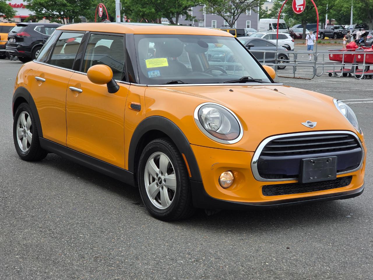 MINI Cooper Hardtop 4 Door 4dr HB 2016