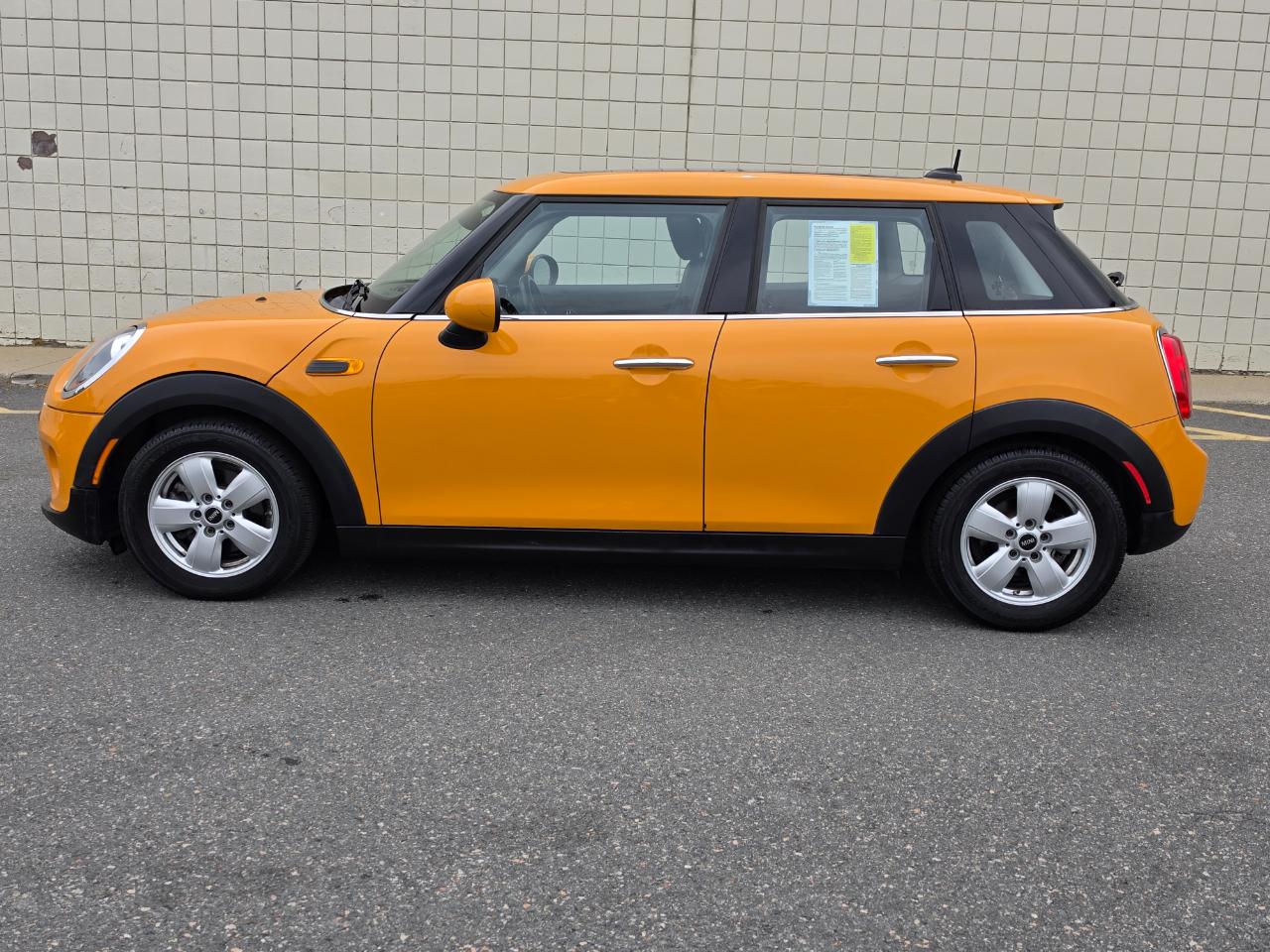 MINI Cooper Hardtop 4 Door 4dr HB 2016