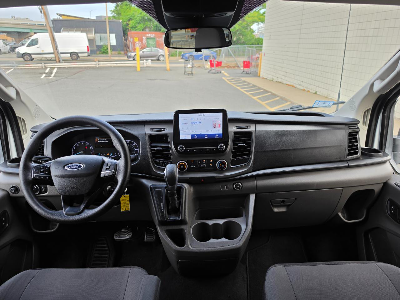 Ford Transit Passenger Wagon T-350 148" Low Roof XLT RWD 2020