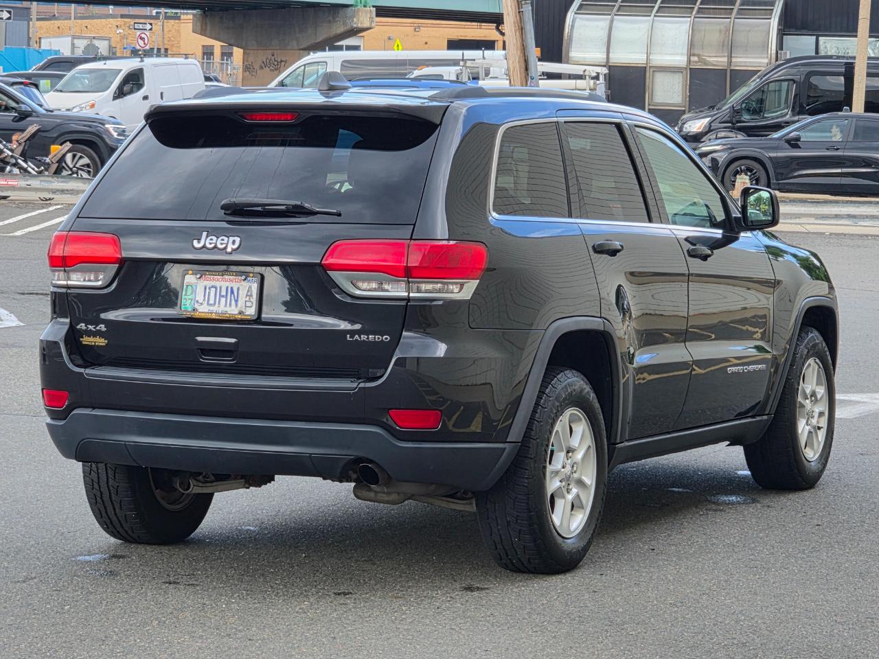 Jeep Grand Cherokee 4WD 4dr Laredo 2016
