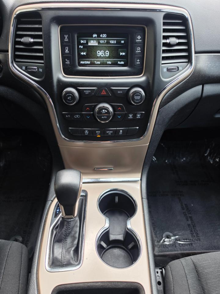 Jeep Grand Cherokee 4WD 4dr Laredo 2016
