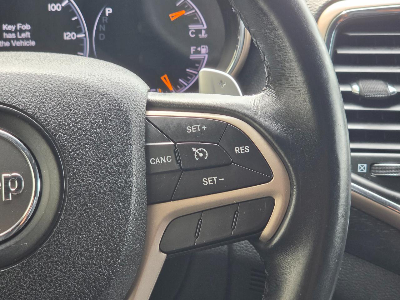 Jeep Grand Cherokee 4WD 4dr Laredo 2016