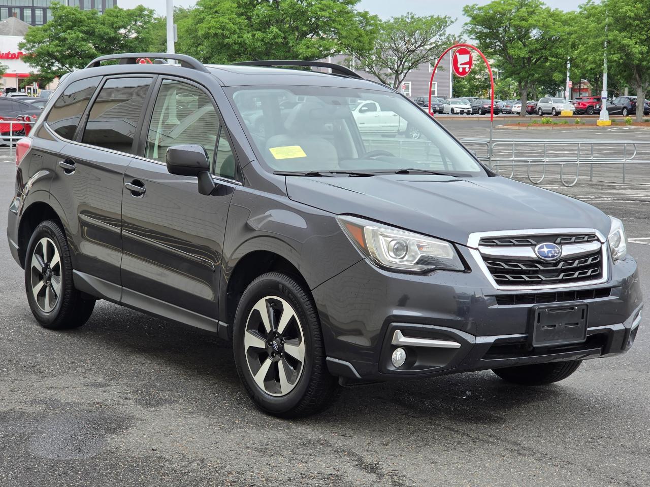 Subaru Forester 2.5i Limited CVT 2017