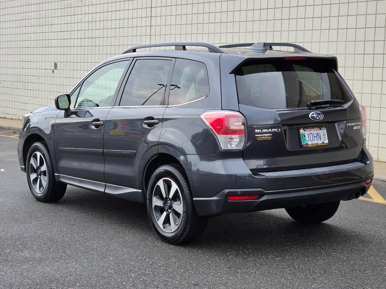 Subaru Forester 2.5i Limited CVT 2017
