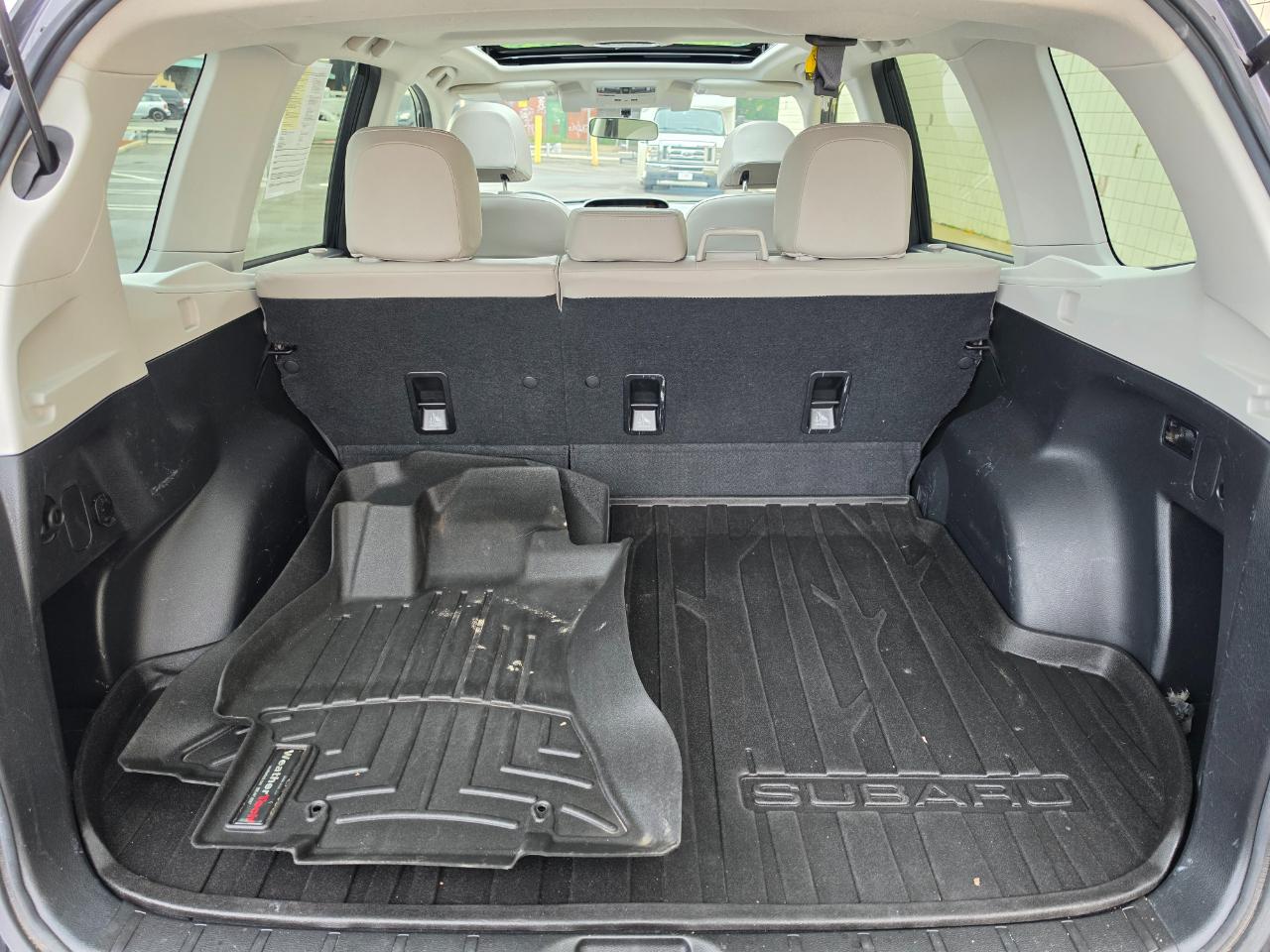 Subaru Forester 2.5i Limited CVT 2017