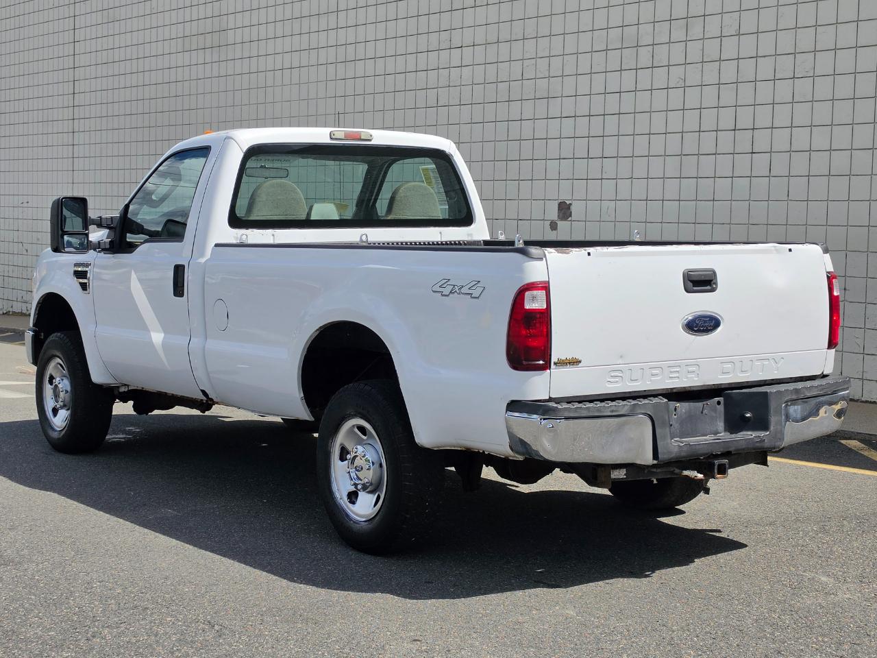 Ford Super Duty F-250 SRW 4WD Reg Cab 137" XLT 2008
