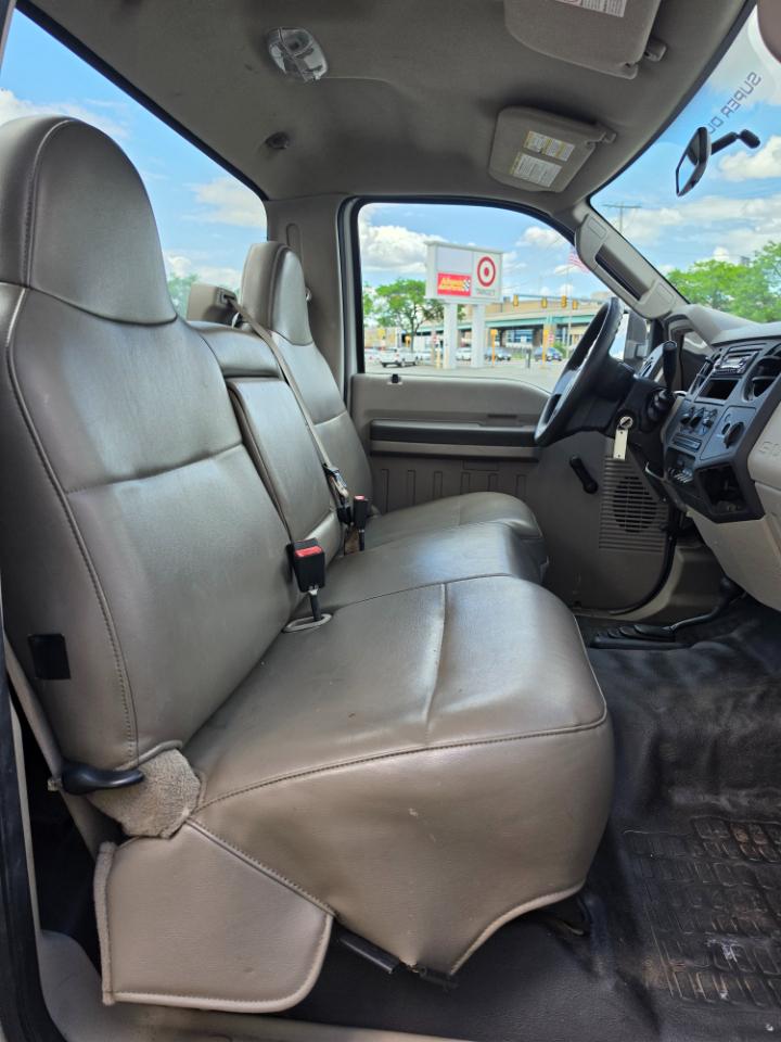 Ford Super Duty F-250 SRW 4WD Reg Cab 137" XLT 2008