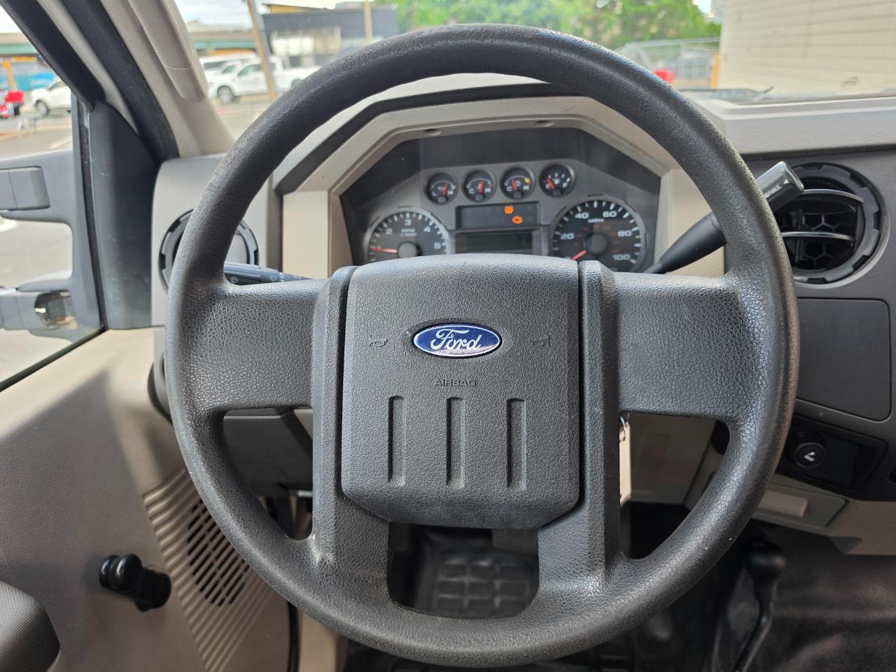Ford Super Duty F-250 SRW 4WD Reg Cab 137" XLT 2008