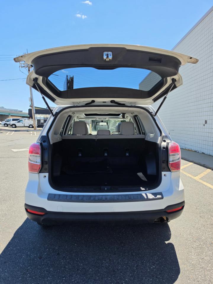 Subaru Forester 4dr Auto 2.5i Premium PZEV 2014