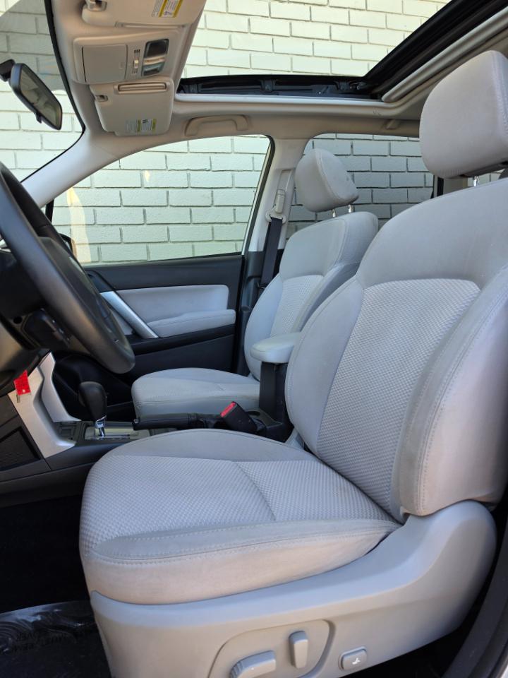 Subaru Forester 4dr Auto 2.5i Premium PZEV 2014