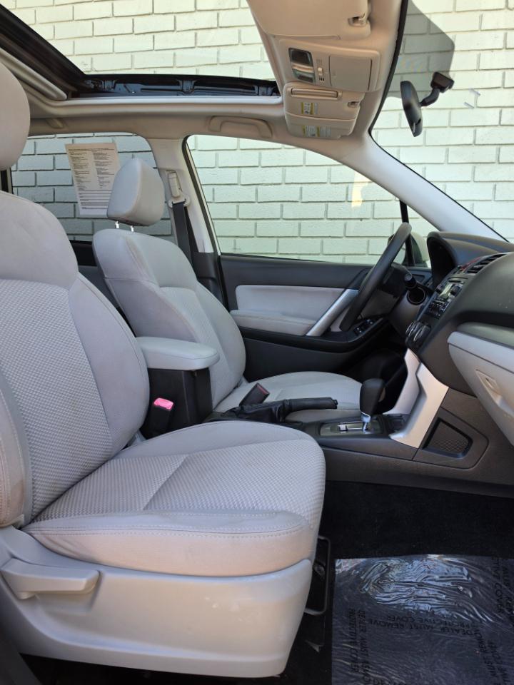 Subaru Forester 4dr Auto 2.5i Premium PZEV 2014
