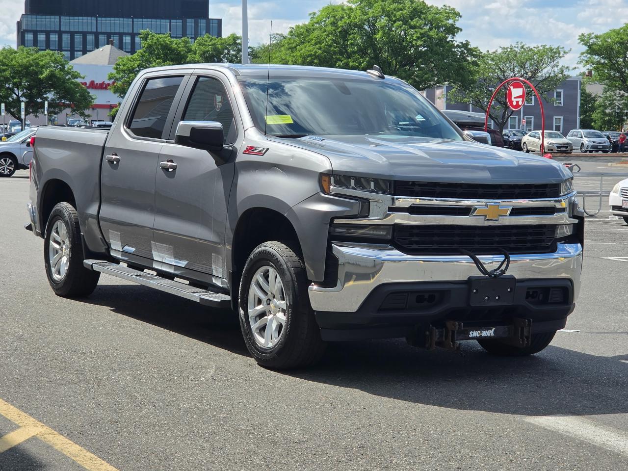 Chevrolet Silverado 1500 4WD Crew Cab 147" LT 2020