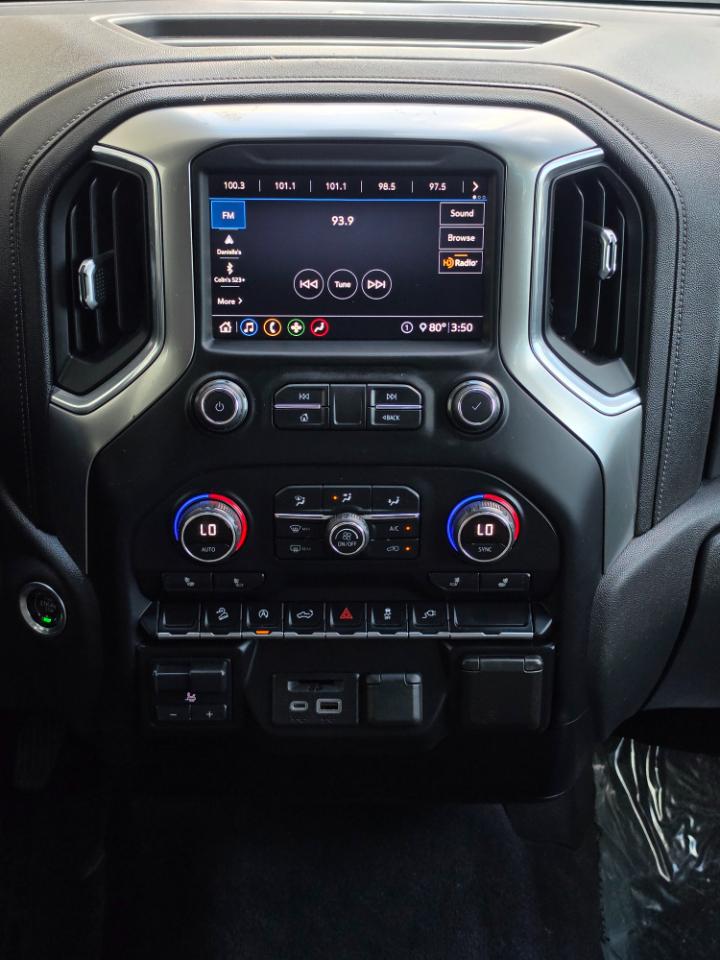 Chevrolet Silverado 1500 4WD Crew Cab 147" LT 2020