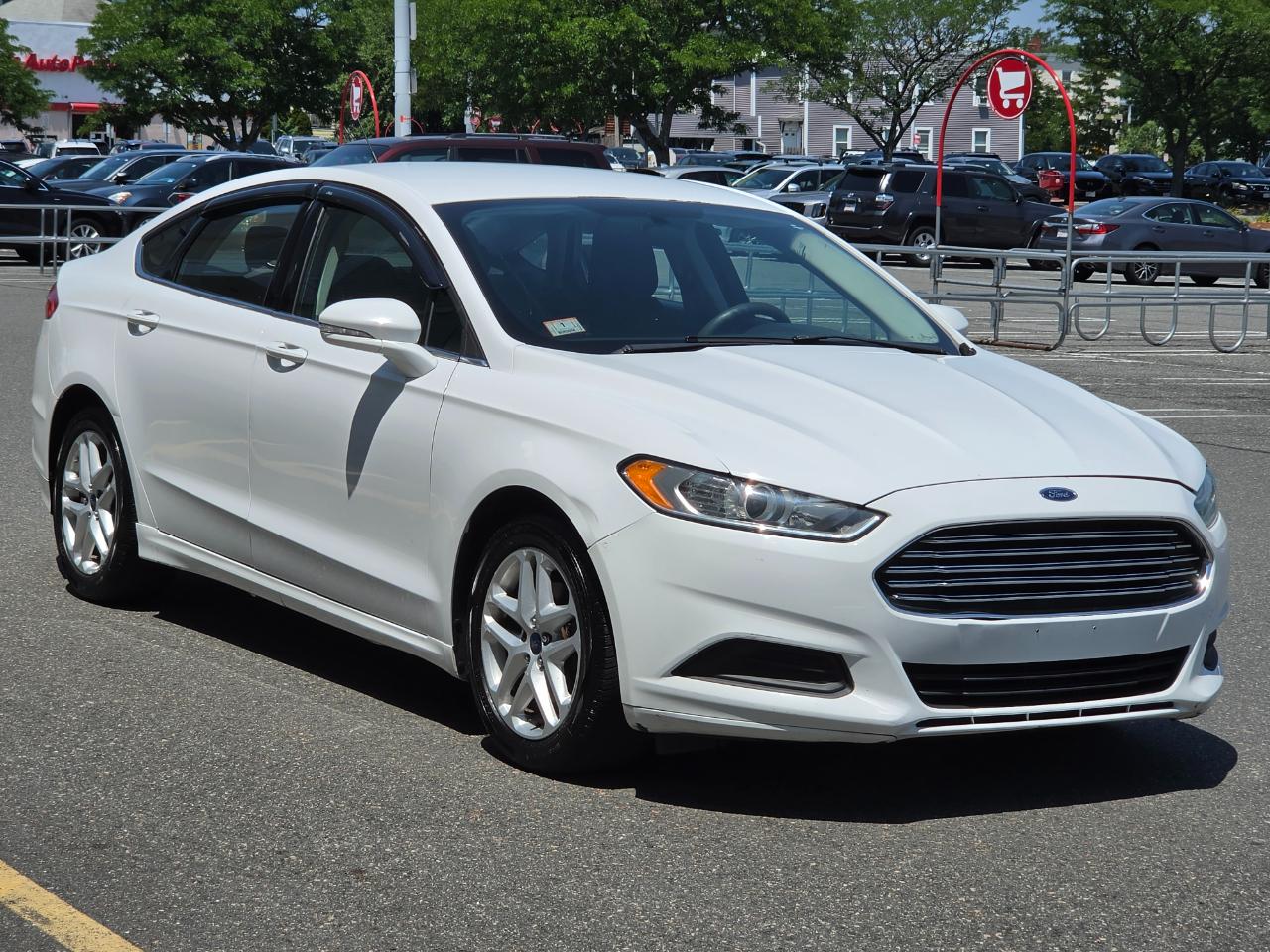 Ford Fusion 4dr Sdn SE FWD 2015
