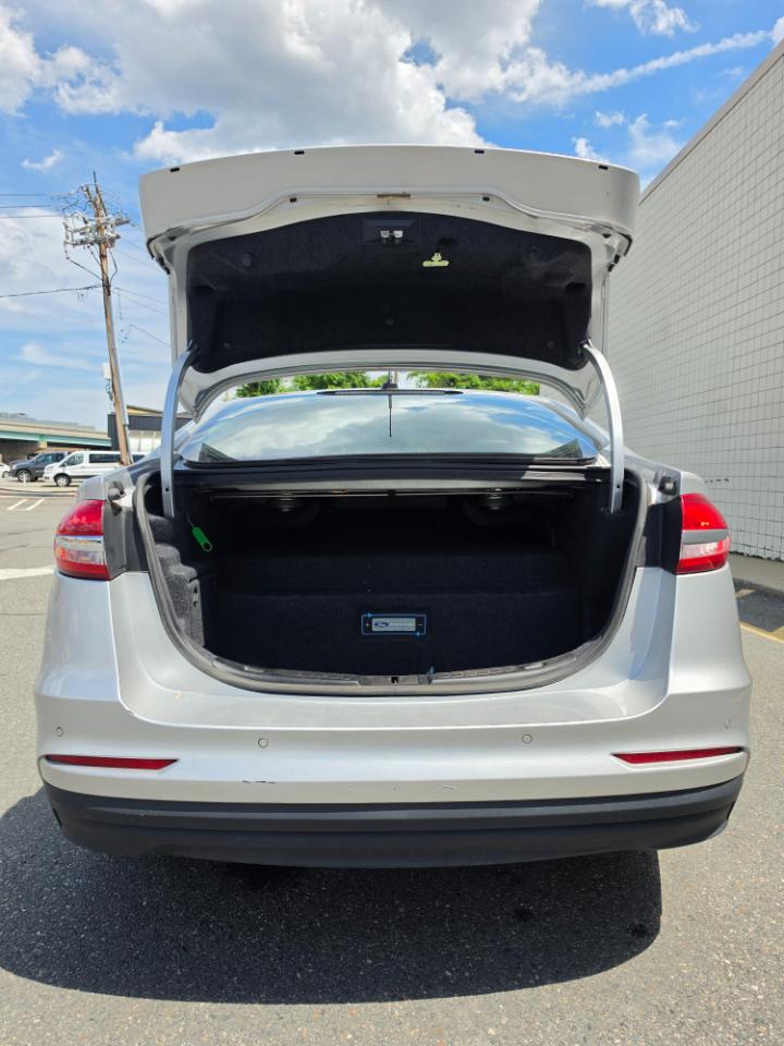 Ford Fusion Energi Titanium FWD 2019