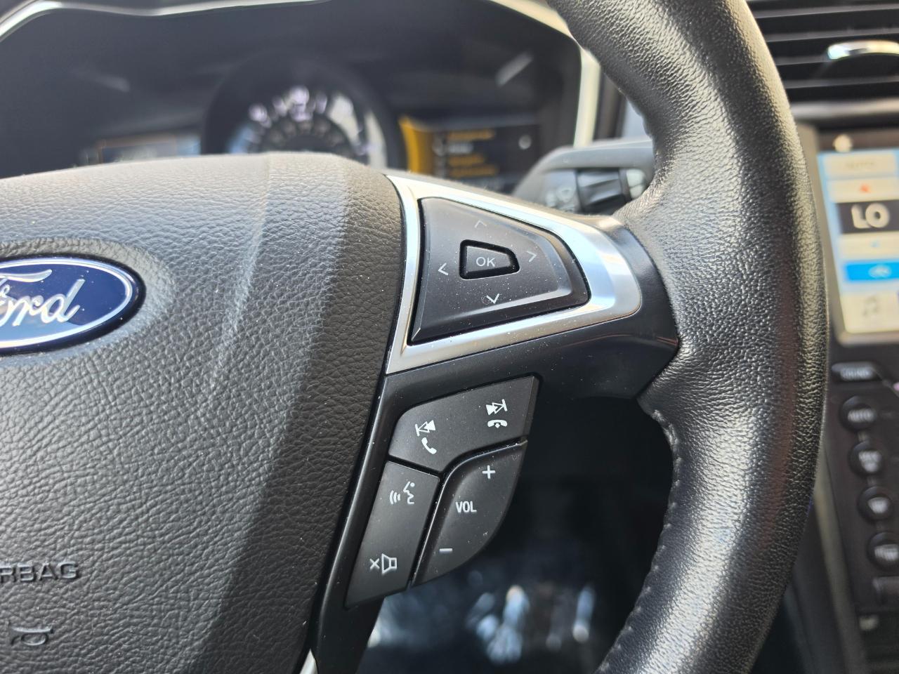 Ford Fusion Energi Titanium FWD 2019