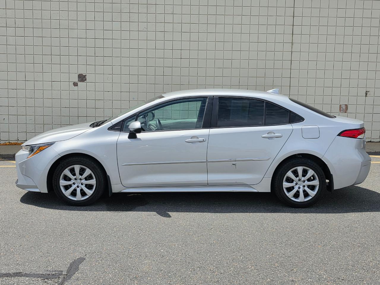 Toyota Corolla LE CVT (Natl) 2021