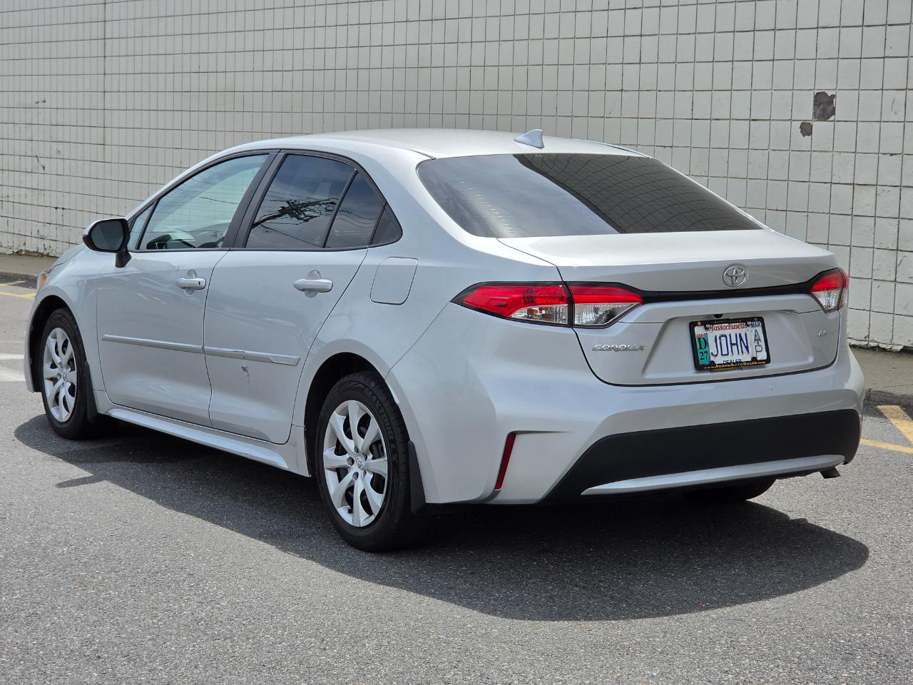 Toyota Corolla LE CVT (Natl) 2021