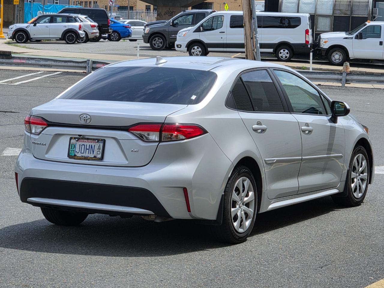 Toyota Corolla LE CVT (Natl) 2021