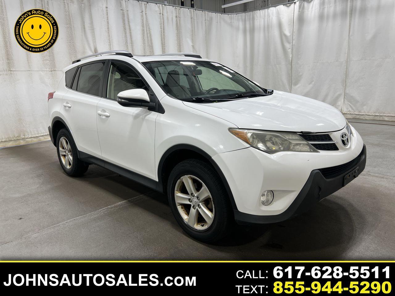 Toyota RAV4 AWD 4dr XLE (Natl) 2013