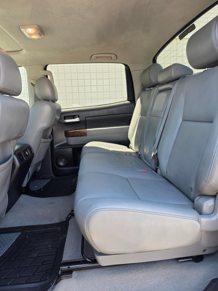 Toyota Tundra 4WD Truck CrewMax 5.7L V8 6-Spd AT LTD (Natl) 2010