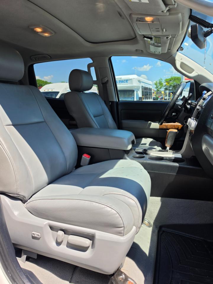 Toyota Tundra 4WD Truck CrewMax 5.7L V8 6-Spd AT LTD (Natl) 2010