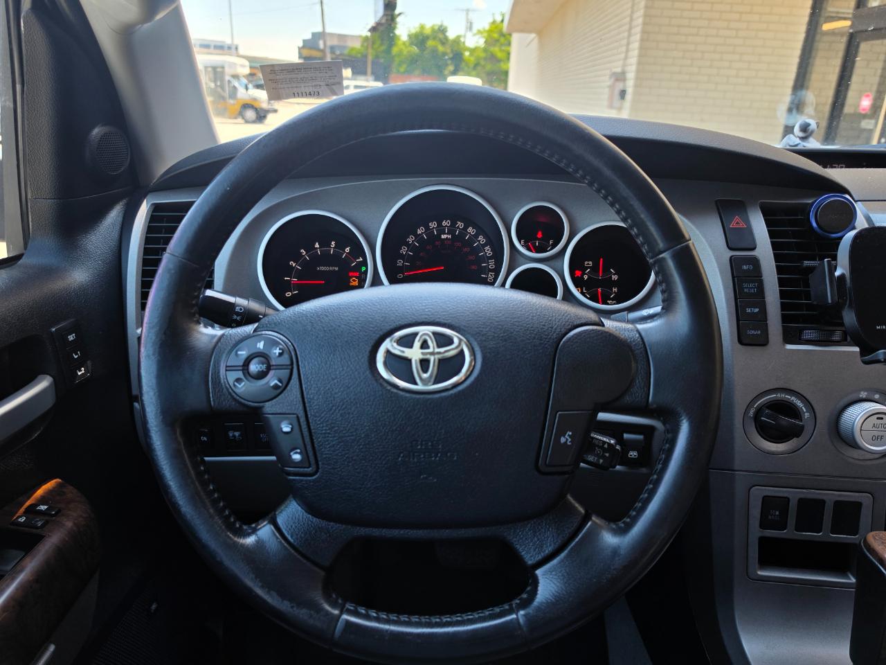 Toyota Tundra 4WD Truck CrewMax 5.7L V8 6-Spd AT LTD (Natl) 2010