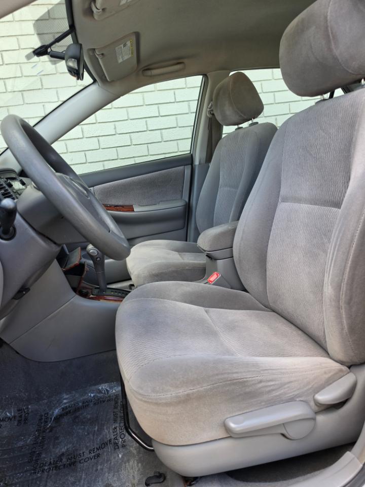 Toyota Corolla 4dr Sdn CE Auto (Natl) 2005