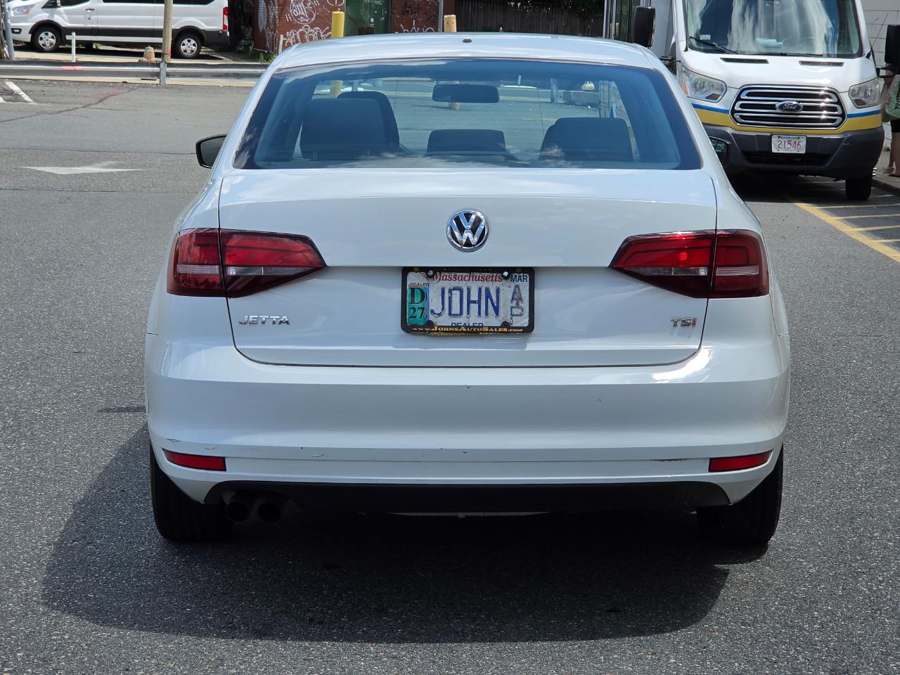 Volkswagen Jetta Sedan 4dr Auto 1.4T S 2016