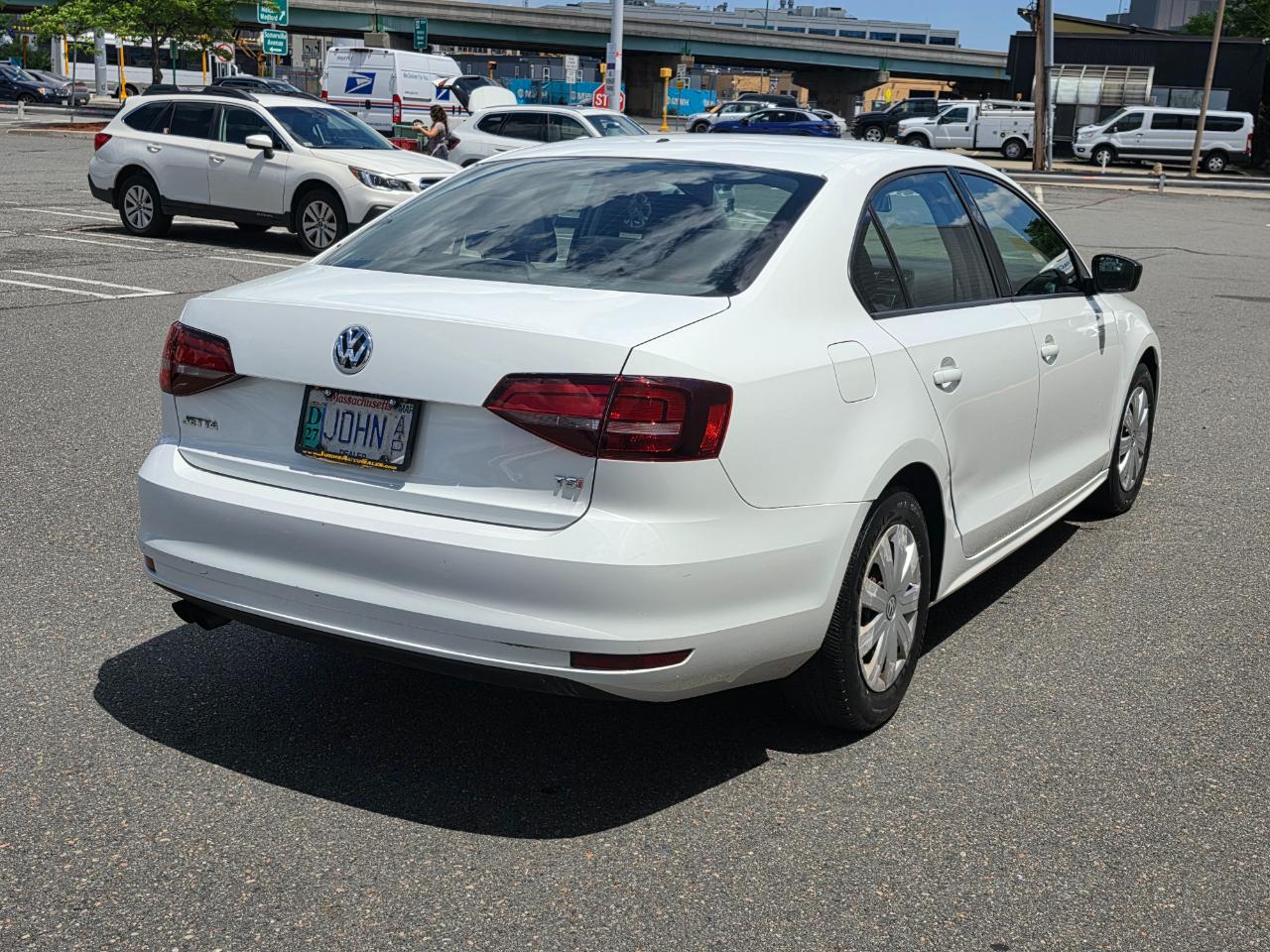 Volkswagen Jetta Sedan 4dr Auto 1.4T S 2016