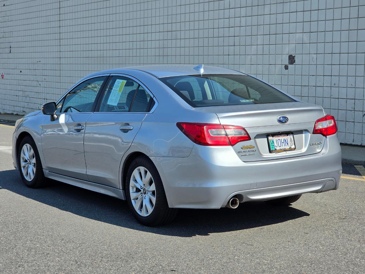 Subaru Legacy 4dr Sdn 2.5i Premium PZEV 2016