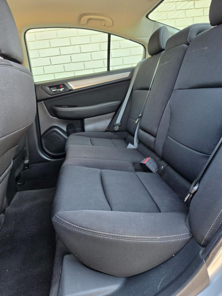 Subaru Legacy 4dr Sdn 2.5i Premium PZEV 2016