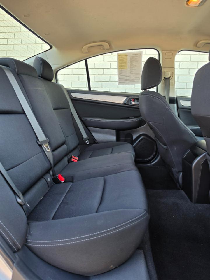 Subaru Legacy 4dr Sdn 2.5i Premium PZEV 2016