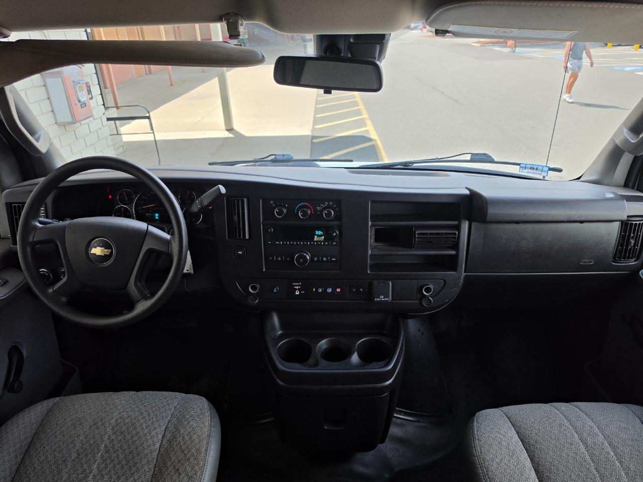 Chevrolet Express Cargo Van RWD 2500 135" 2019