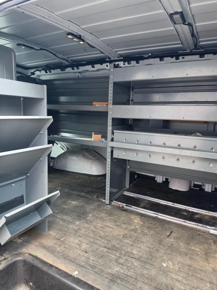 Chevrolet Express Cargo Van RWD 2500 135" 2015