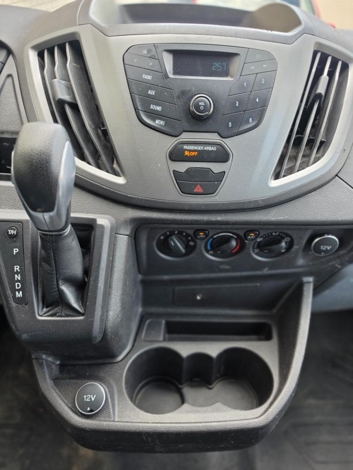 Ford Transit Van T-250 148" Med Rf 9000 GVWR Sliding RH Dr 2017
