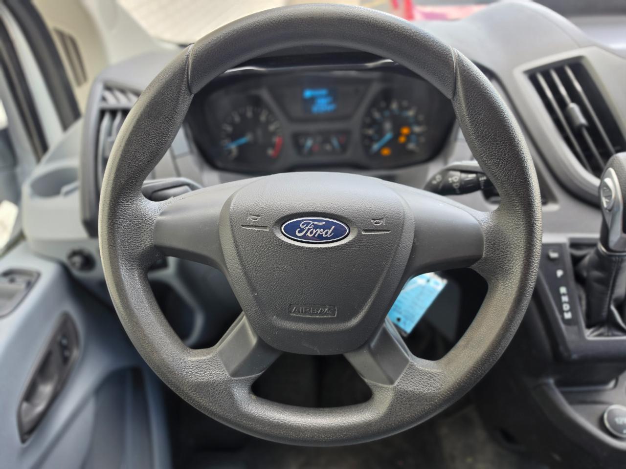 Ford Transit Van T-250 148" Med Rf 9000 GVWR Sliding RH Dr 2017