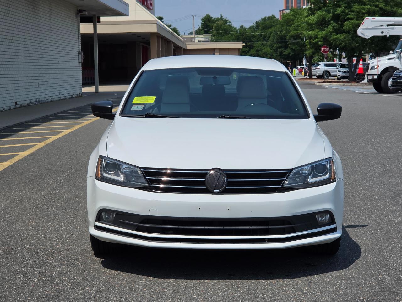 Volkswagen Jetta Sedan 4dr Auto 1.8T Sport PZEV 2016