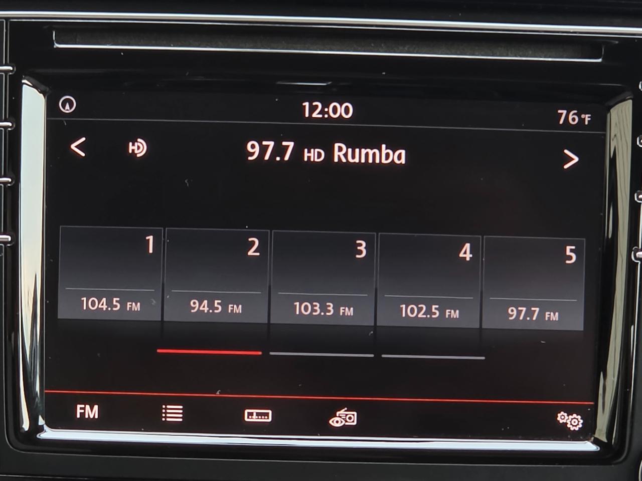 Volkswagen Jetta Sedan 4dr Auto 1.8T Sport PZEV 2016