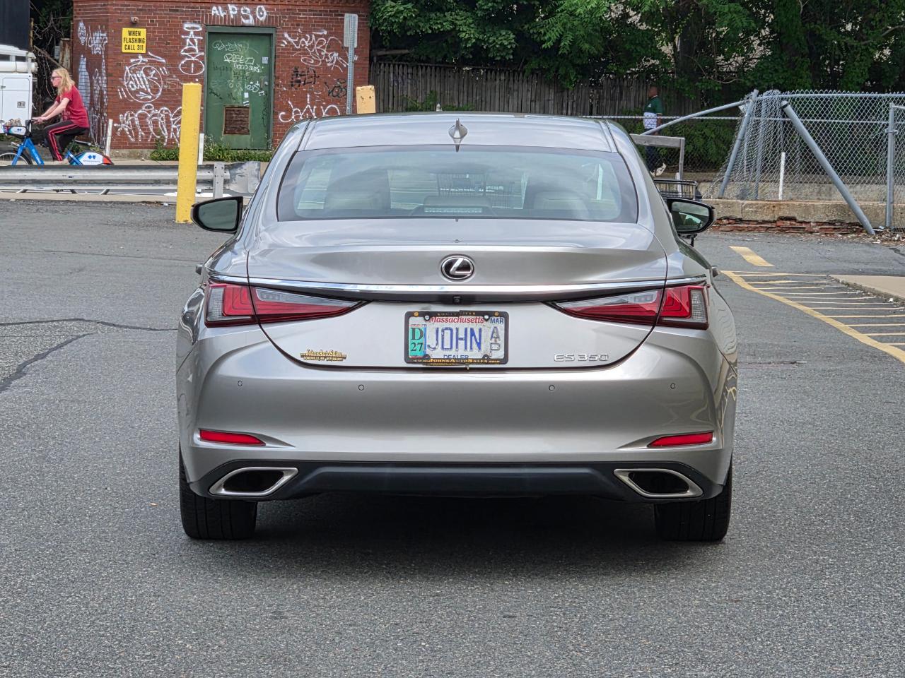 Lexus ES ES 350 FWD 2019